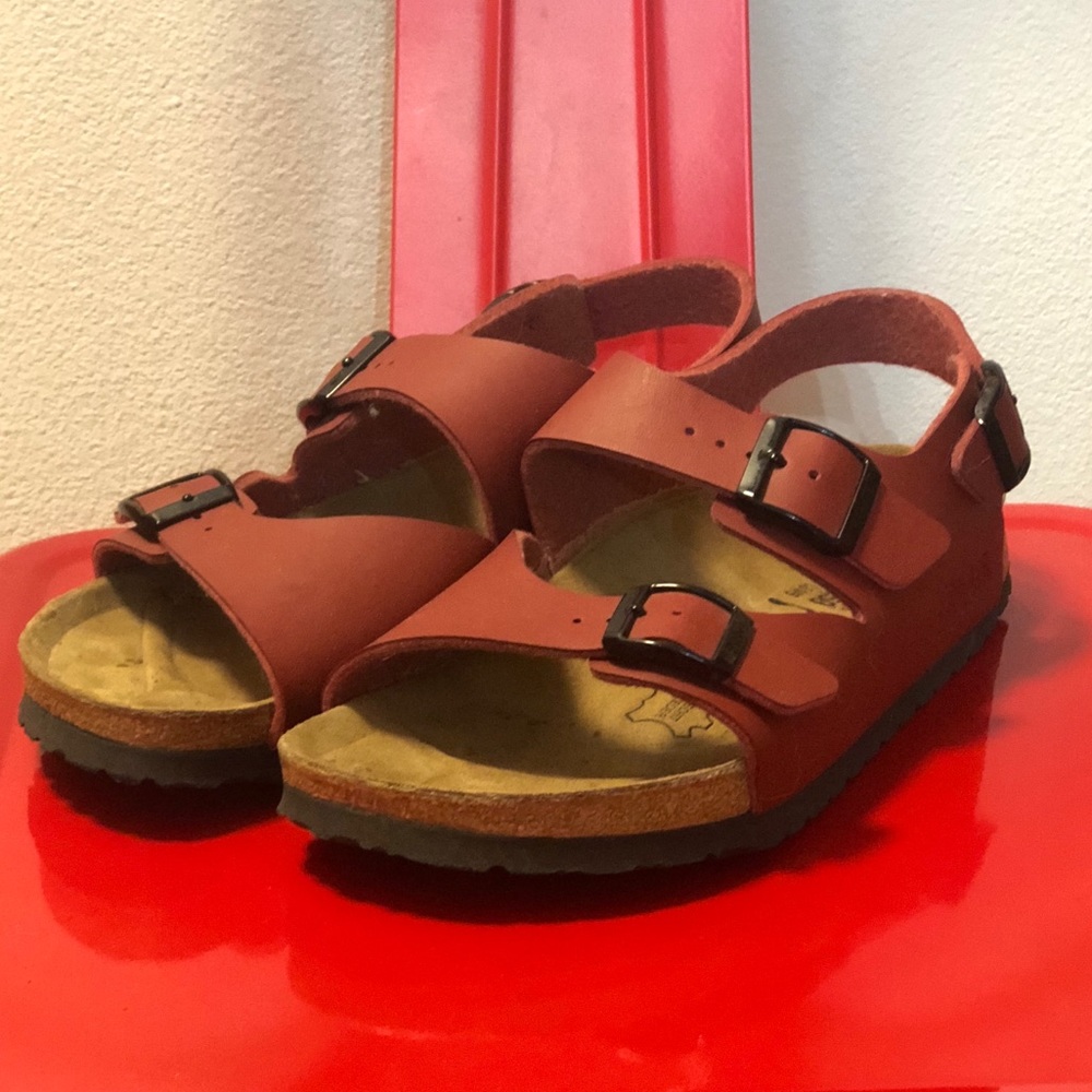 Maroon Milano Birkenstock (unisex)